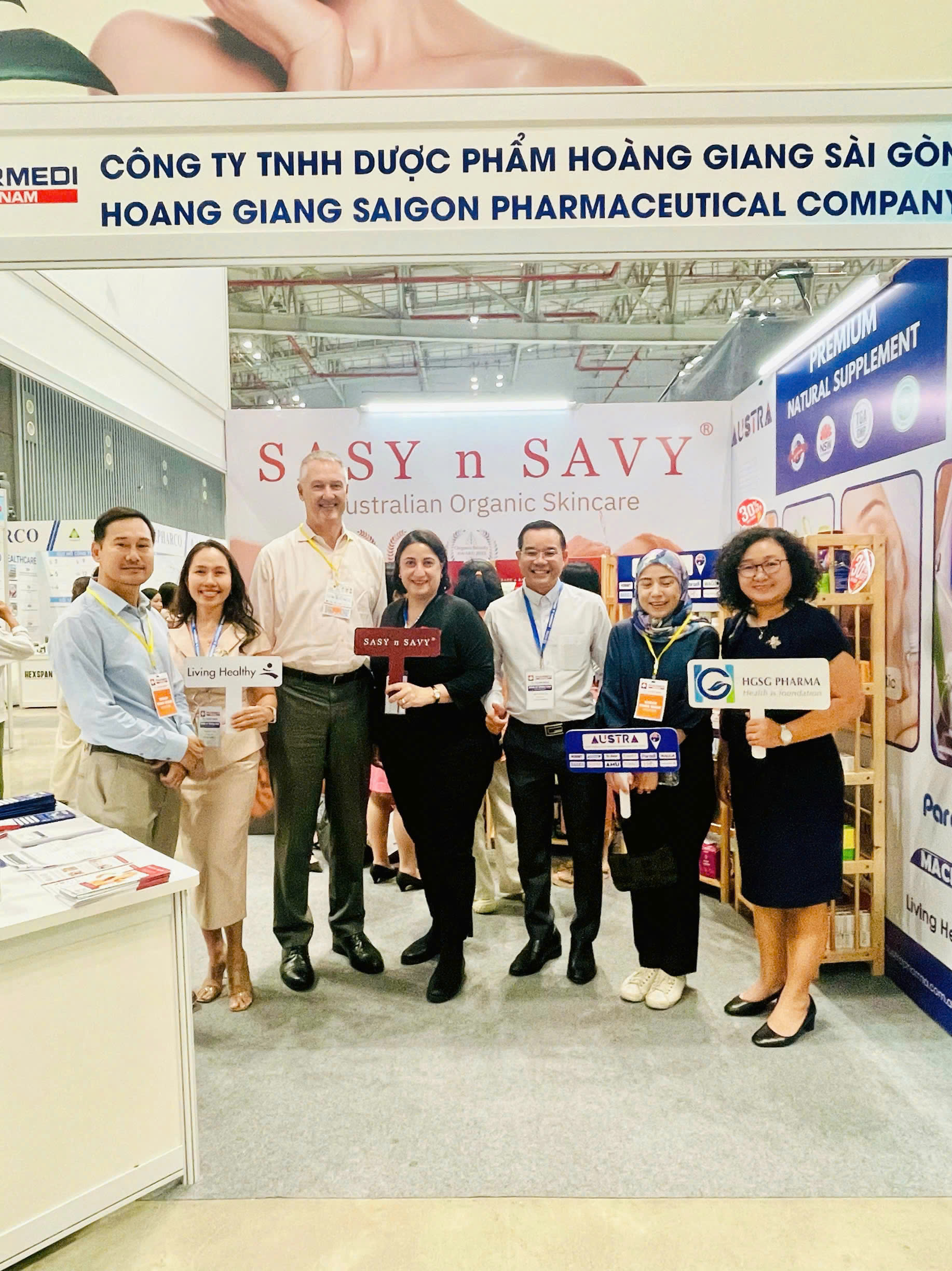 HGSG Pharma tiếp đón phái đoàn chính phủ Úc, CEO Sasy n savy - Samea Maakrun