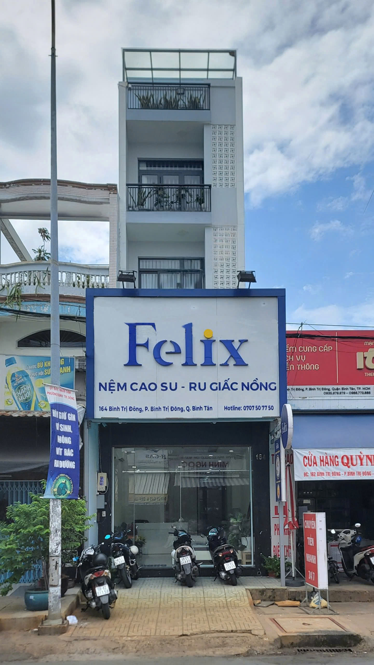 Cửa hàng nệm công thái học Felix